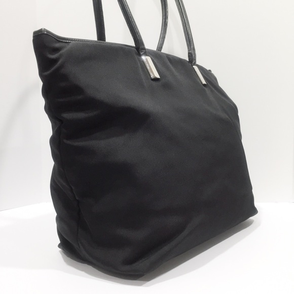 Gucci black nylon and leather large vintage shoulder tote bag - Picture 2 of 12